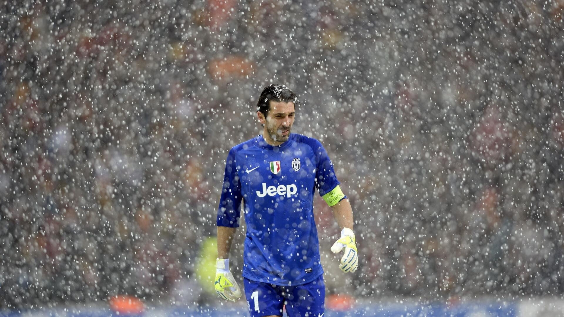 湖人前锋参与综艺节目展现幽默一面，湖人现役大前锋